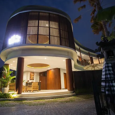 Curve Guest House
